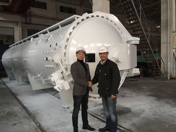 China Mechanical And Physical Pressure Composite  Autoclave , High Temperature and pressure supplier