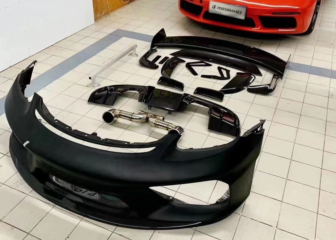 High Rigid ISO9001 Carbon Fiber Products OEM Motorcycle  Parts
