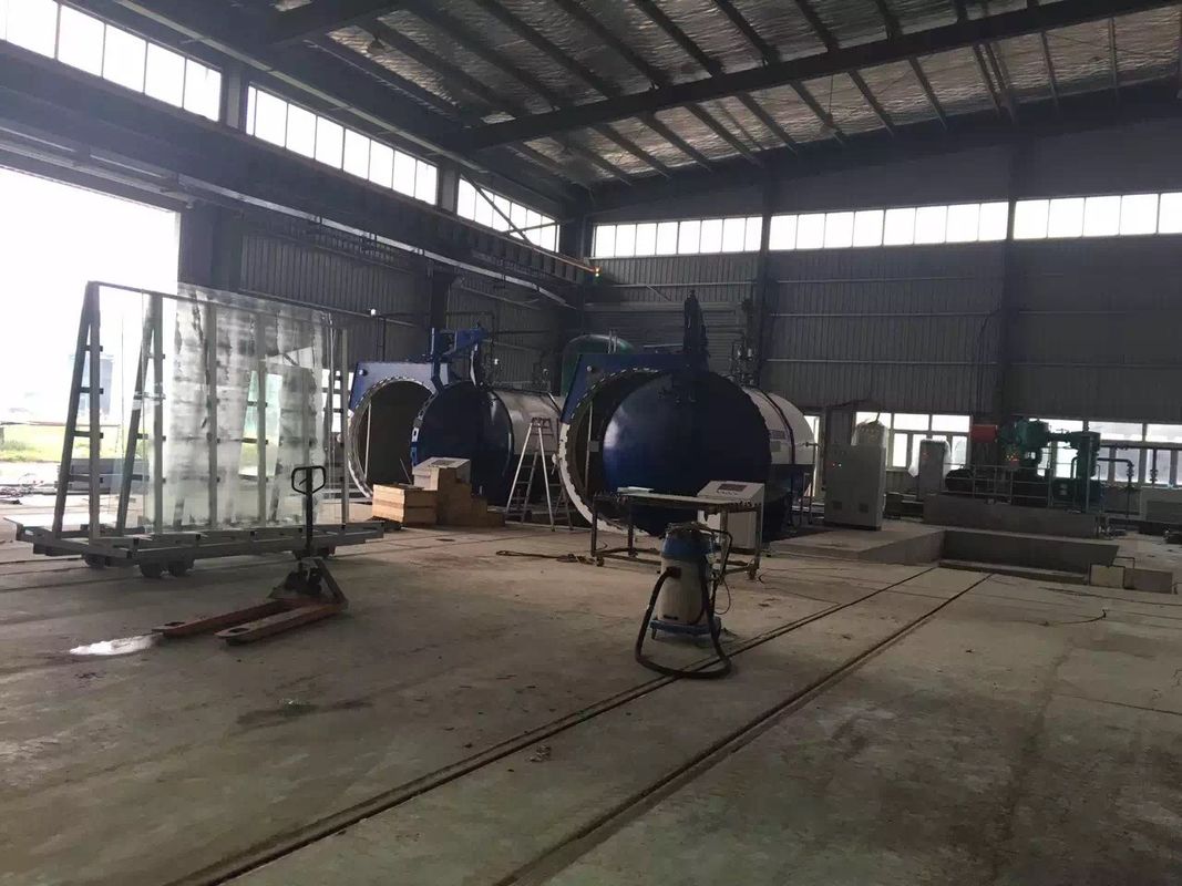 Single Door Glass Laminating Glass Autoclave With U Type Forced Convection Structure And Inconel Tubular Heaters