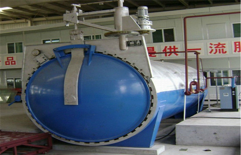 Rubber Autoclave With Safety Interlock , Automatic Control , High Temperature And Low Pressure